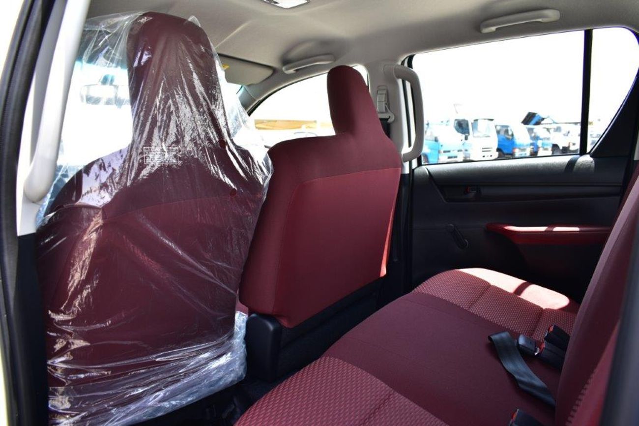 تويوتا هيلوكس 2025 MODEL TOYOTA HILUX DOUBLE CAB PIKCUP DLX-E 2.4L DIESEL 6 SEAT 4WD MANUAL TRANSMISSION.