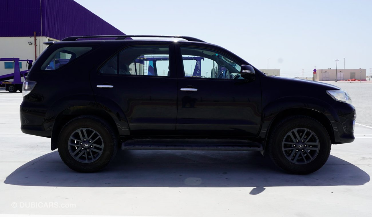 Toyota Fortuner Black Edition(GCC Spec)Certified Vehicle with Delivery option & Warranty.(Code : 44331)