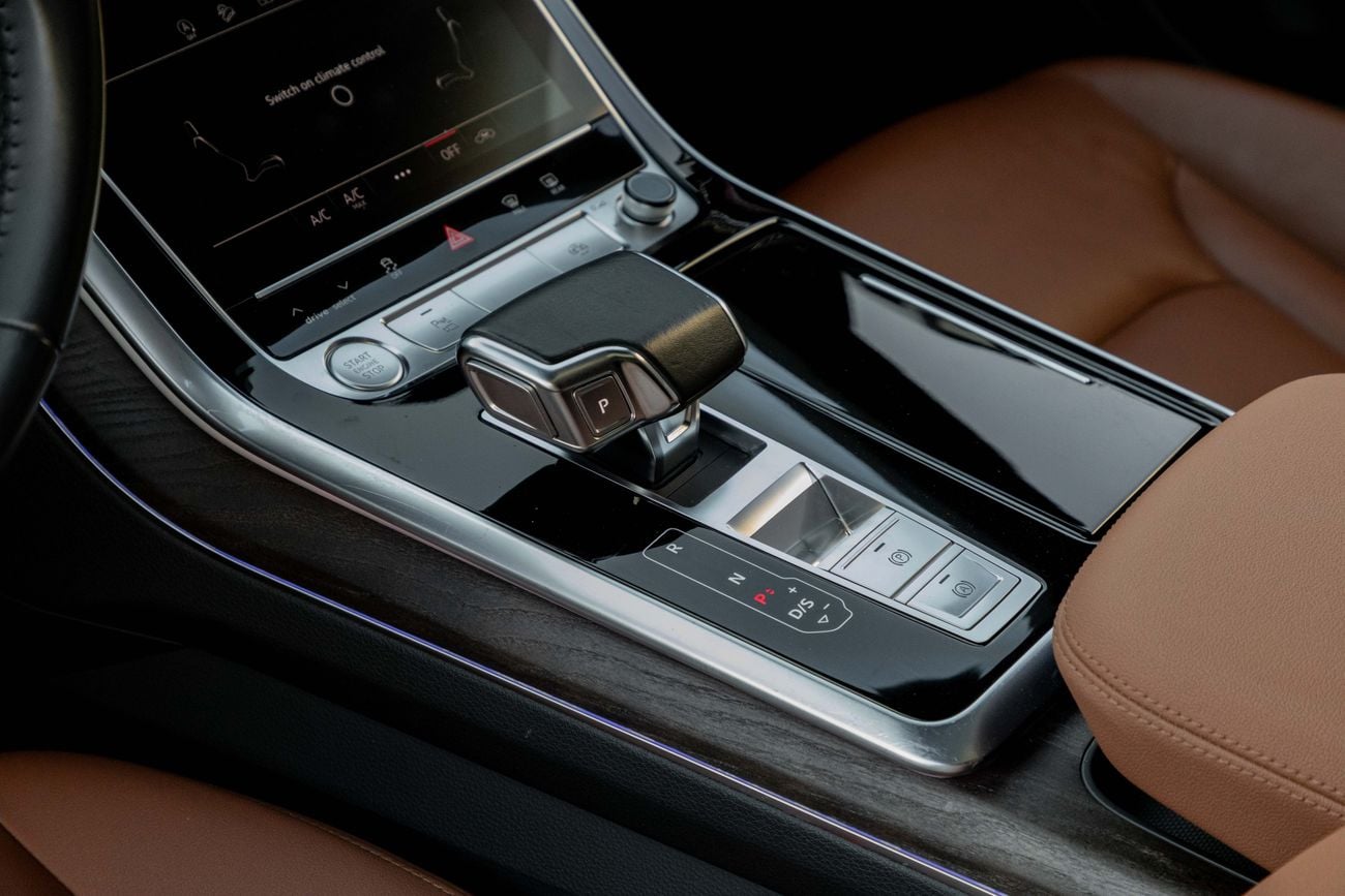 أودي Q8 Q8 55TFSI | 3,584 P.M | 0% Downpayment | LOW KMS! | Ramadan Offer!