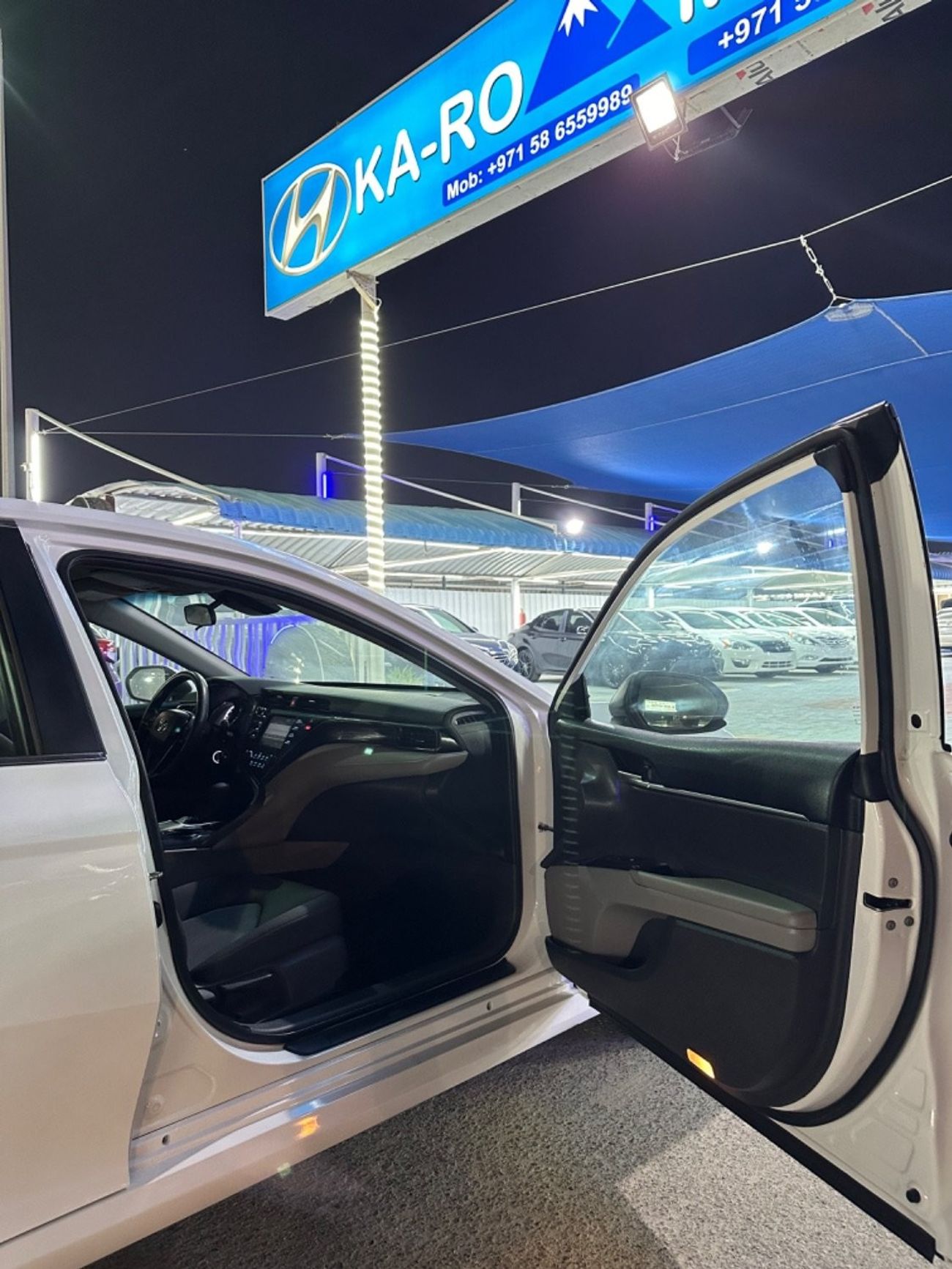 تويوتا كامري LE STD تويوتا كامري 2019 بمحرك سعة 2.5 أربع سلندر، السيارة بحالة جيدة