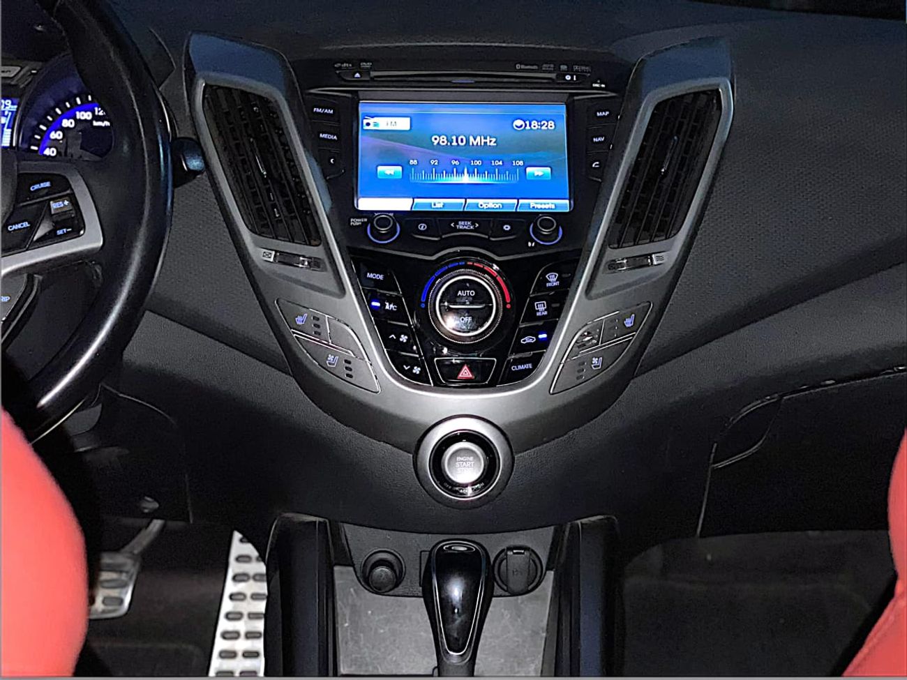 Hyundai Veloster GLS 1.6L