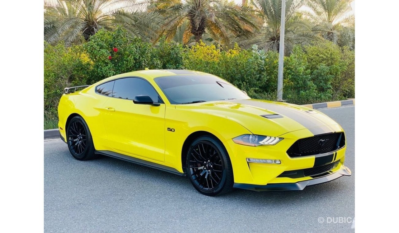 فورد موستانج GT بريميوم فورد موستنج قير عادي بحالة ممتازة