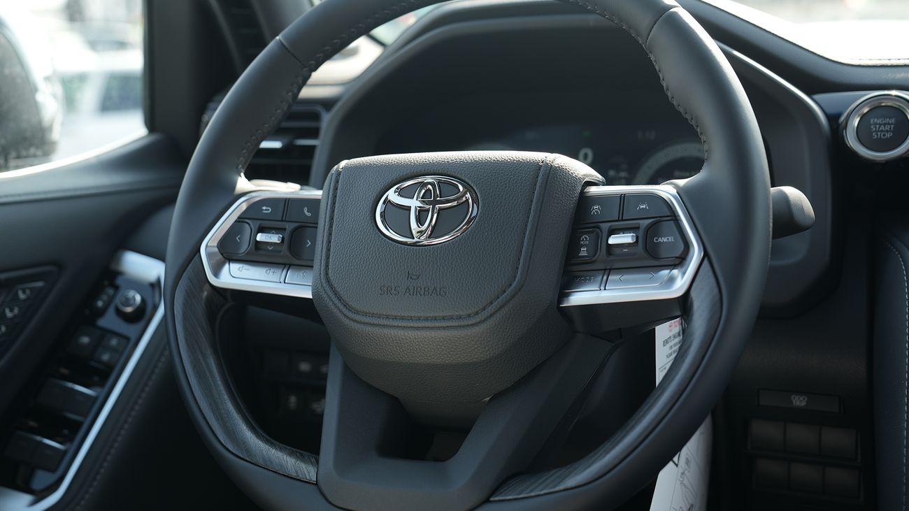 تويوتا لاند كروزر VXR