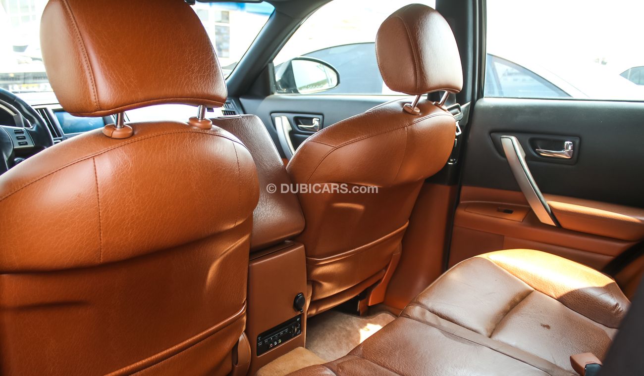 إنفينيتي FX35 انفنتى FX35  اسود خليجى 2008 بحالة ممتازة بدون حوادث