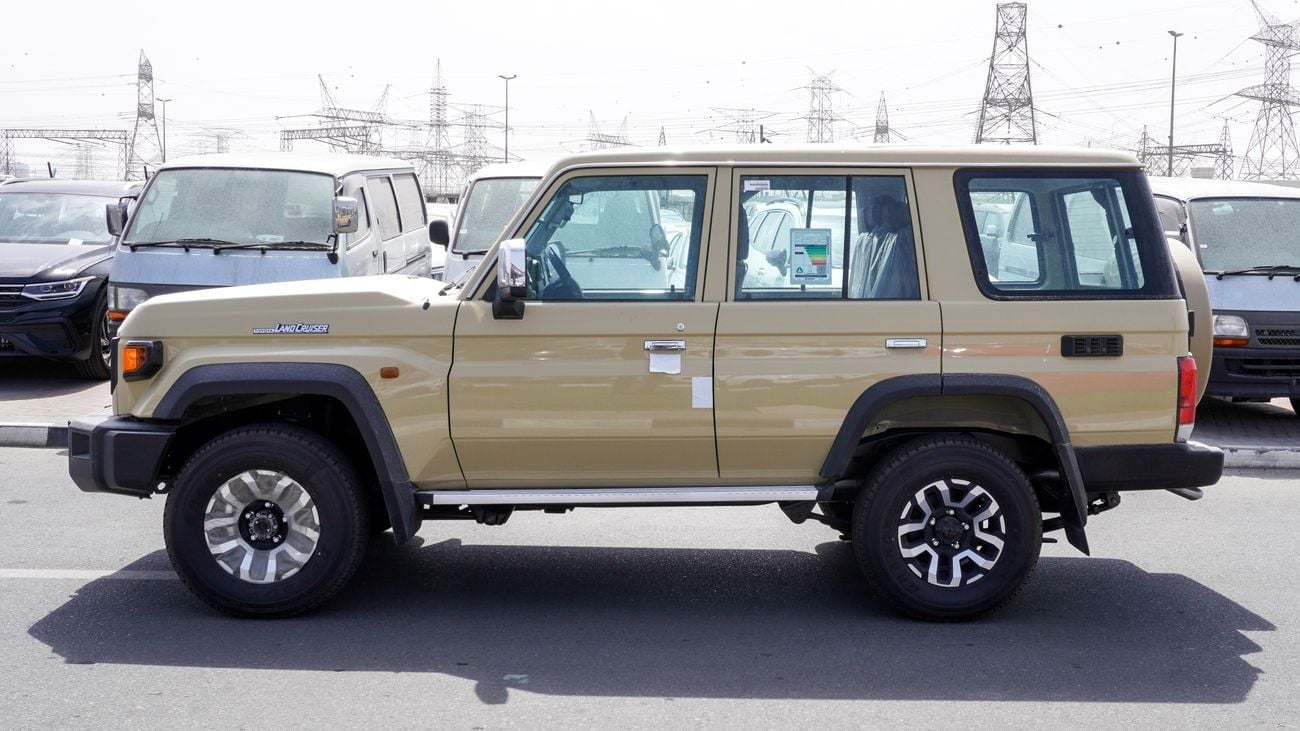 Toyota Land Cruiser 70 LX 2.8 L d