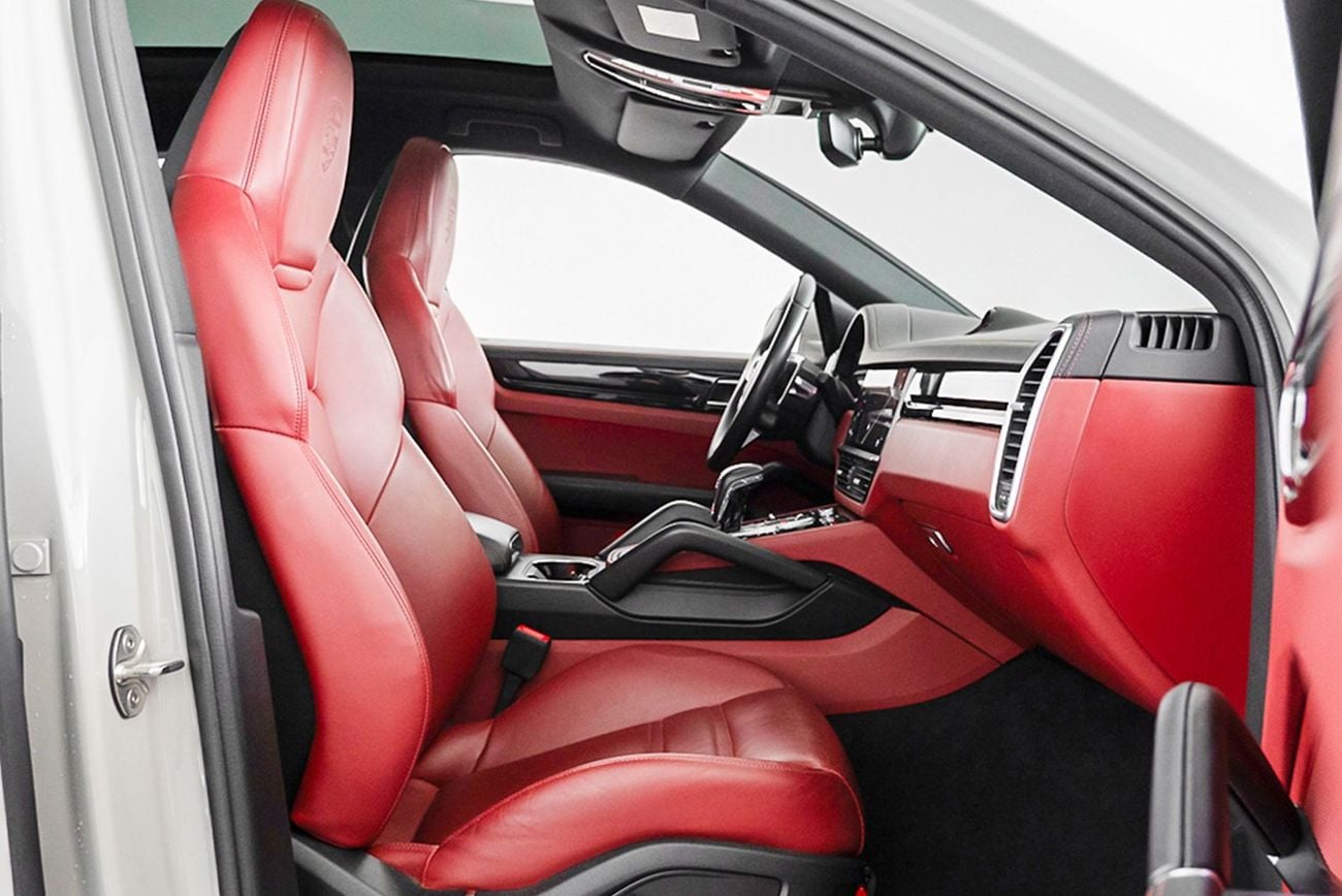 Porsche Cayenne Platinum Edition