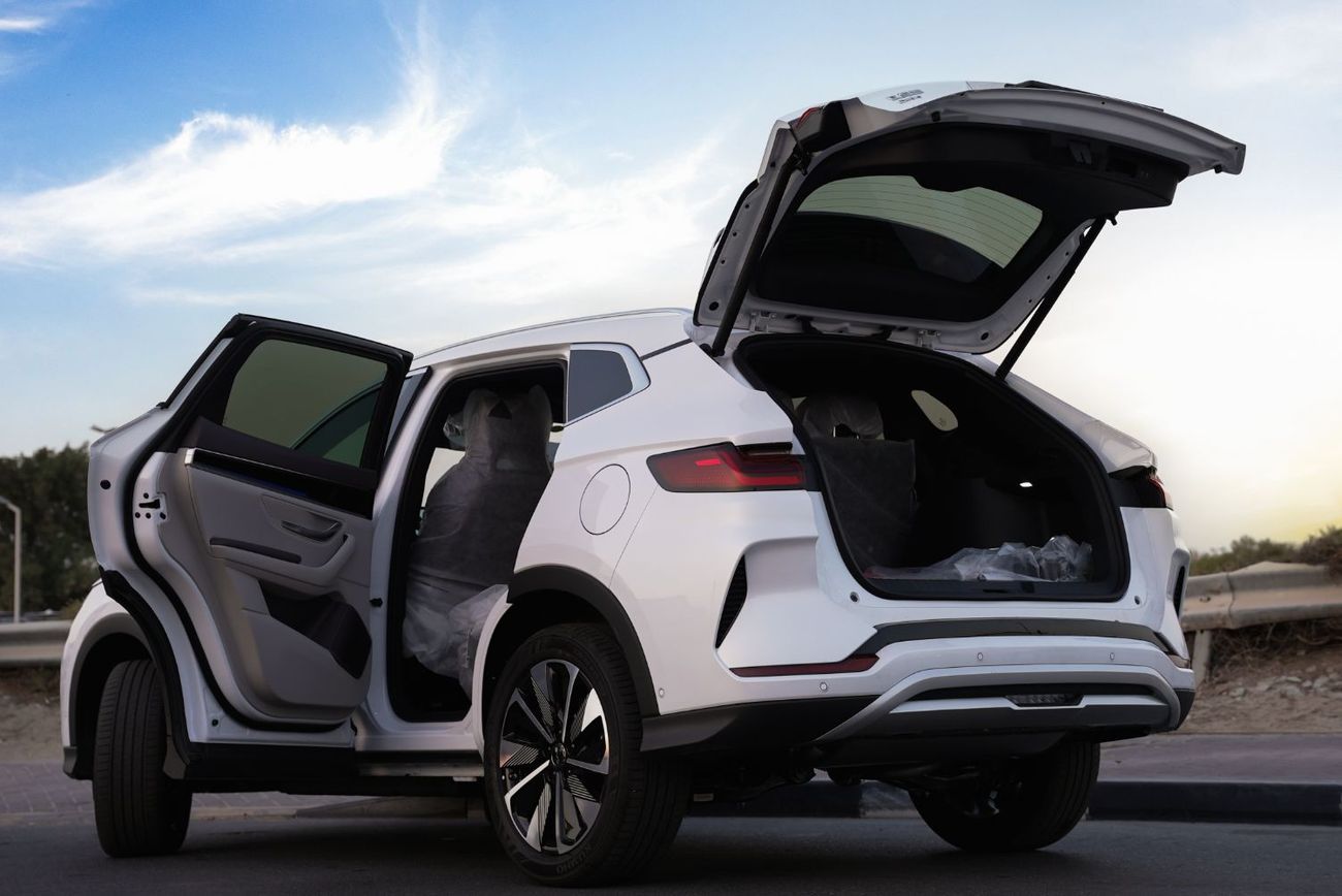 بي واي دي سونغ بلس FWD BYD Song Plus DM-i  2025 Smart Driving premium Edition