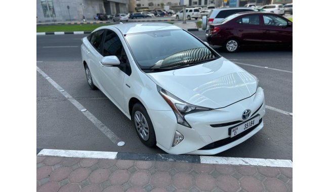 Toyota Prius TOYOTA PRIUS GCC HYBRID 2016