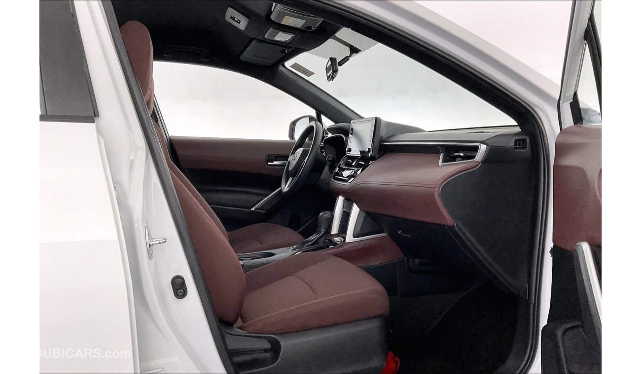 تويوتا كورولا كروس XL | عرض العيد الحصري | خالية من أضرار الفيضانات