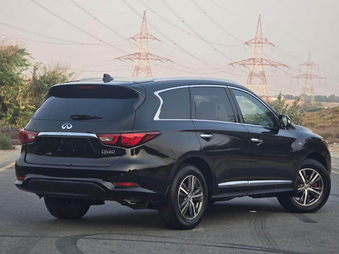 إنفينيتي QX60 Luxury 3.5L