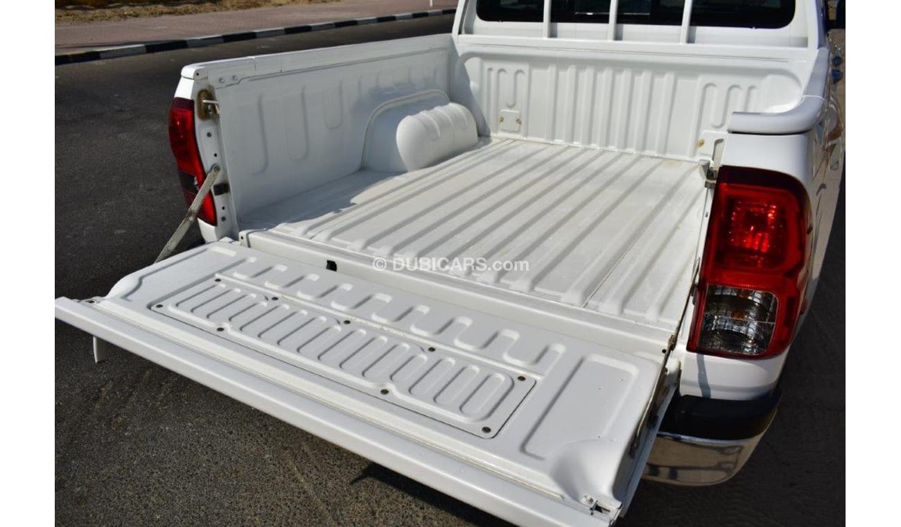 Toyota Hilux DOUBLE CABIN PICK UP 2.4L DIESEL 4WD AUTOMATIC TRANSMISSION