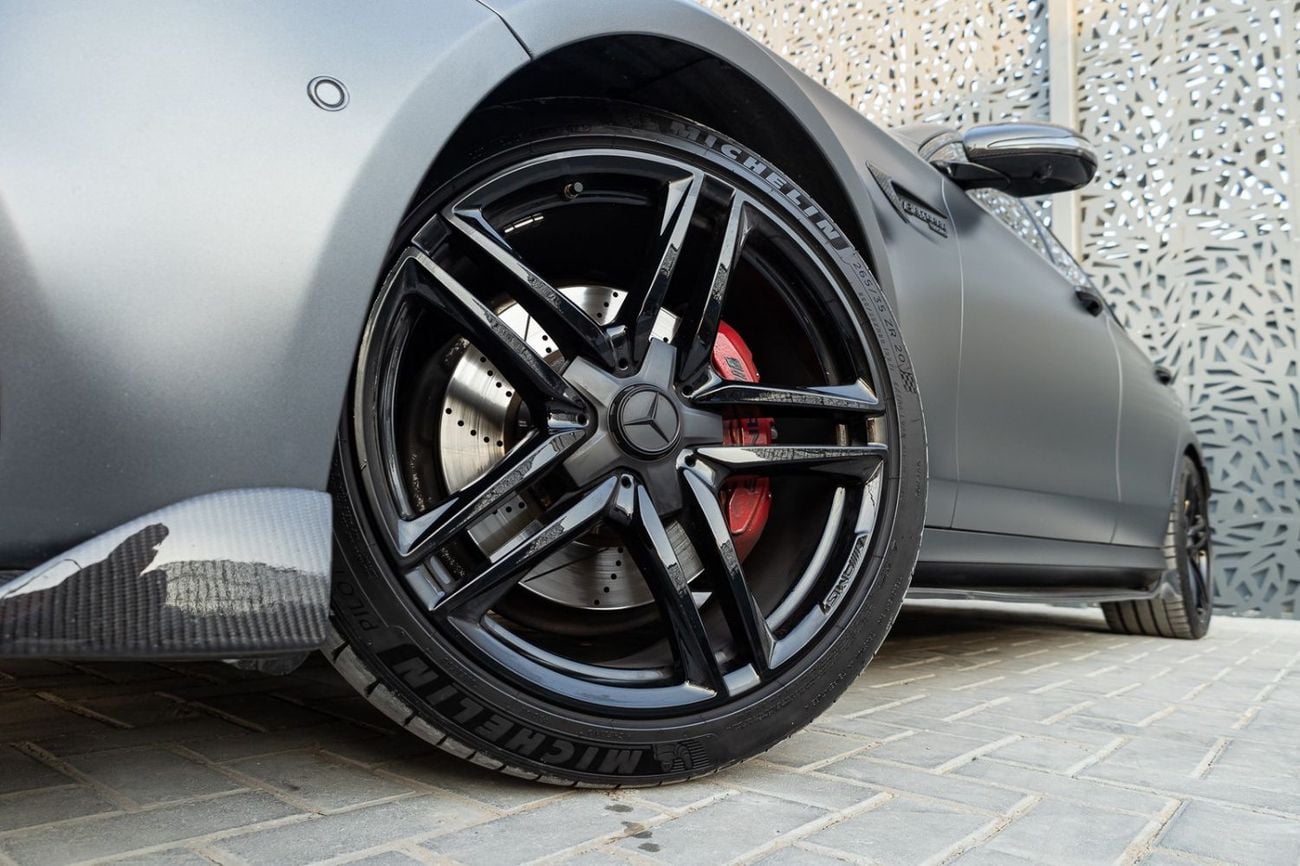 Mercedes-Benz E 63 S AMG Std 4.0L 2018 Mercedes-Benz E-Class 63 AMG S Stage 2 with 720+ hp Korean Spec | Warranty