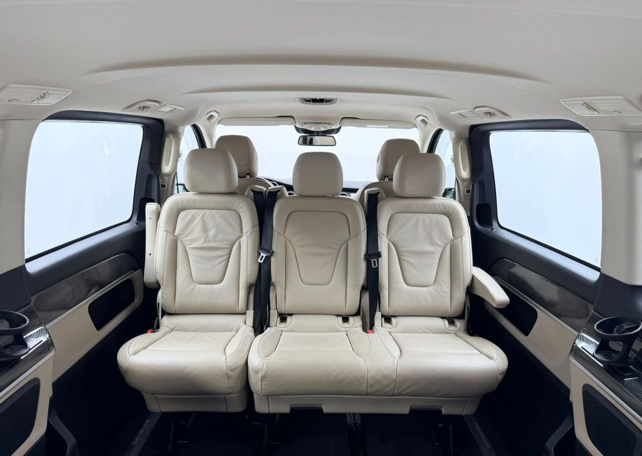 Mercedes Benz V 250 AVANTGARDE/E 2023 Mercedes Benz V250, Warranty, Service History, Fully Loaded, Excellent Condition, GCC