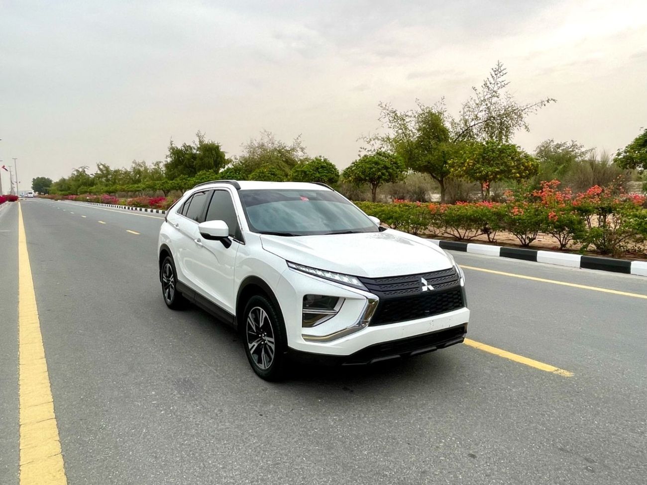 ميتسوبيشي إكلبس كروس GLS Mid 1.5L