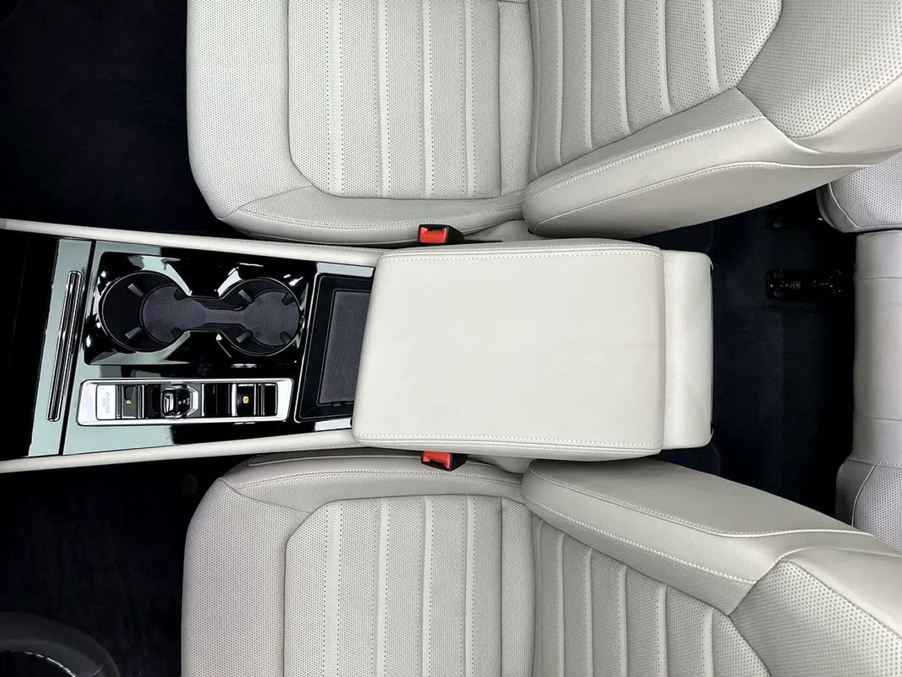 Volkswagen Teramont Comfortline 3.6L Comfortline (Facelift 2)