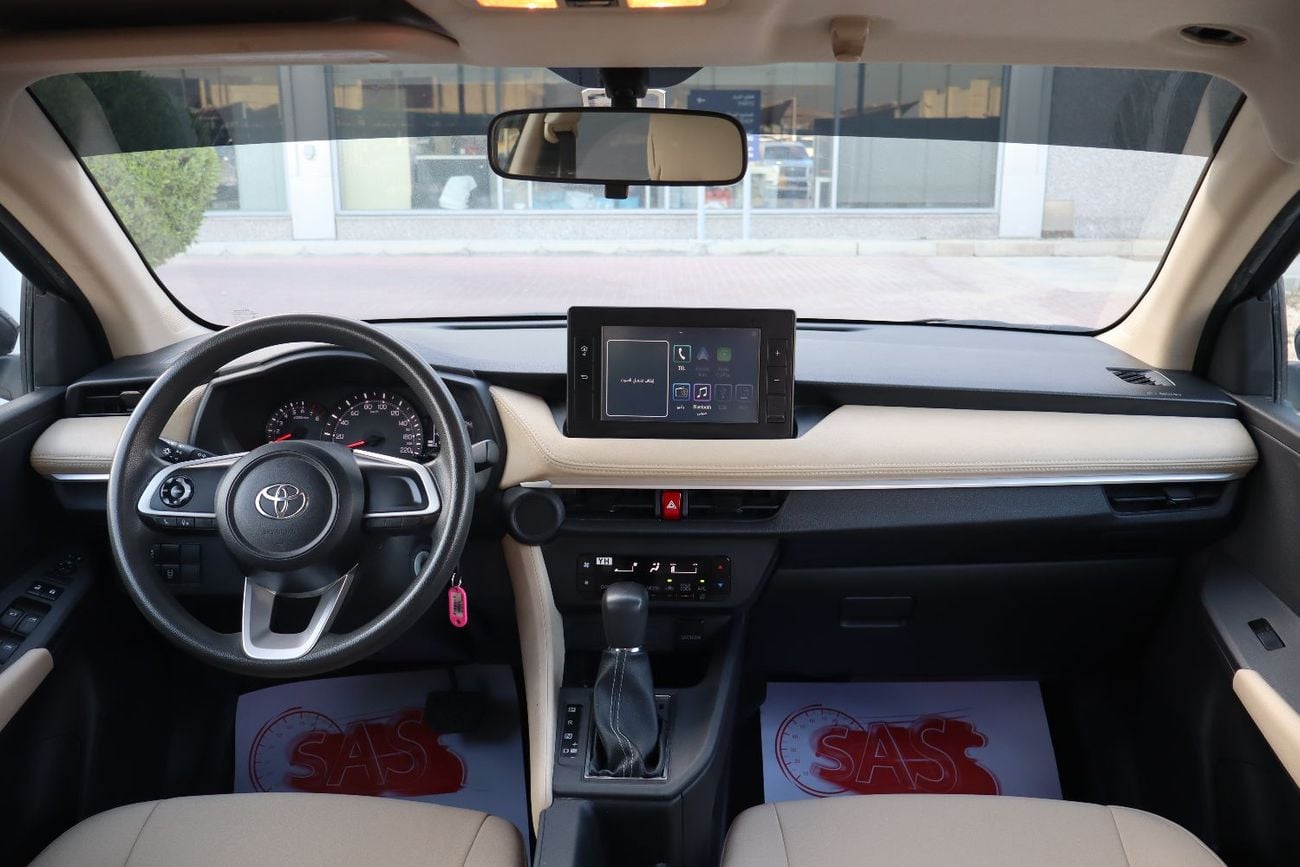 تويوتا يارس 1.5L E