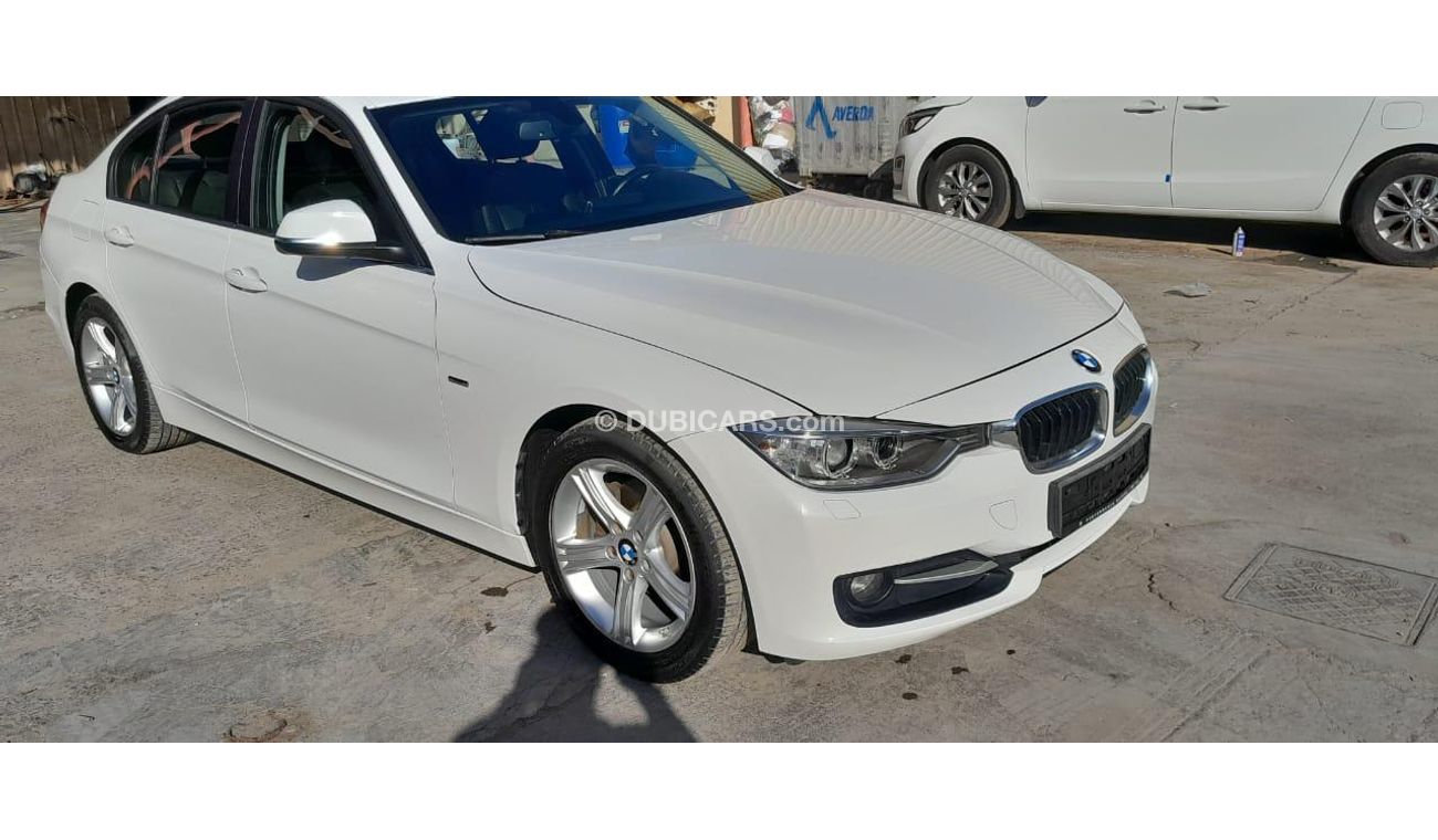 BMW 328i 2.0L