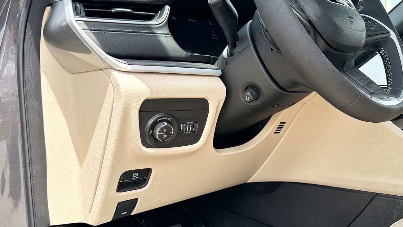 Jeep Grand Cherokee Limited 3.6L Limited Plus 5 Seater 3 Years Official Dealer Warranty 3.6L 4WD GCC