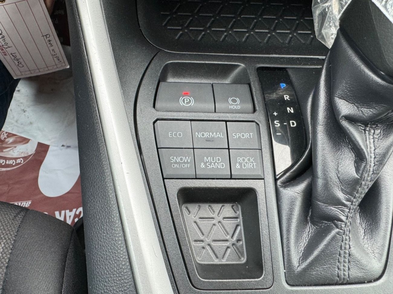 Toyota RAV4 LE 2019 KEY START 4x4 CANADA SPEC