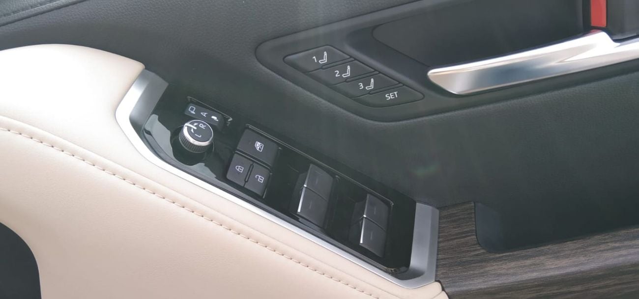 Toyota Land Cruiser Right-Hand drive Diesel Auto ZX full options