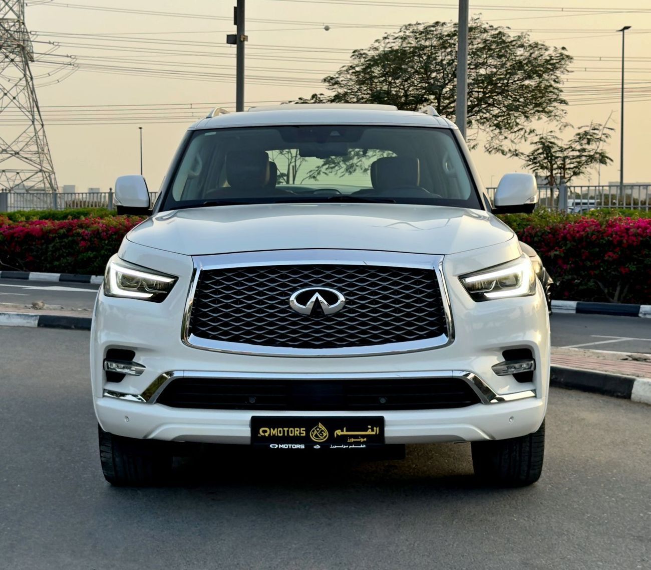 Infiniti QX80 Luxe 7st 5.6L
