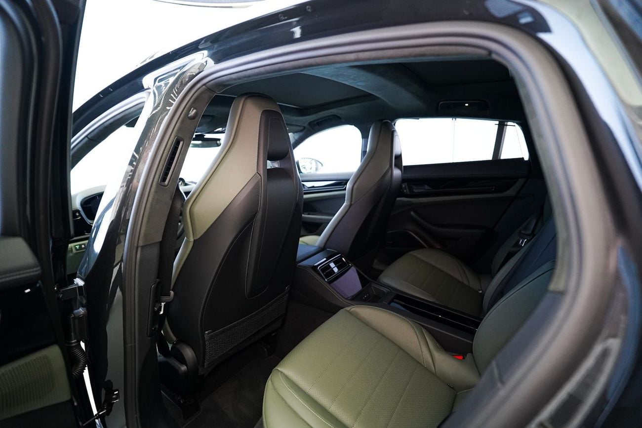 Porsche Panamera 4 3.0L