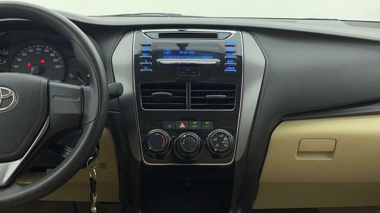 تويوتا يارس SE 1.3 | بدون دفعة مقدمة | اختبار القيادة في المنزل