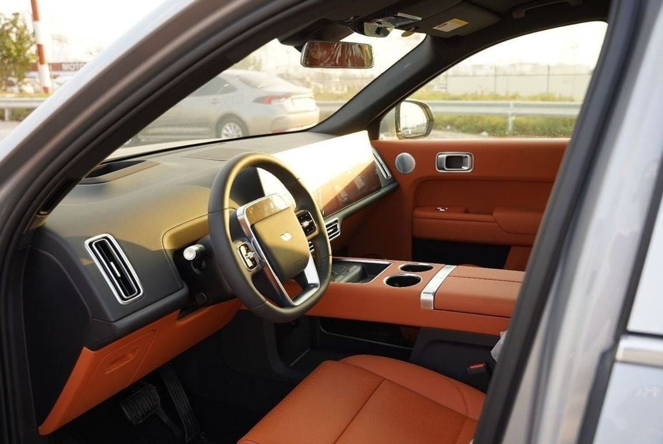 Li Auto L9 2025 Li  L9 Ultra1.5L Turbo Range Extended Silver 0Km