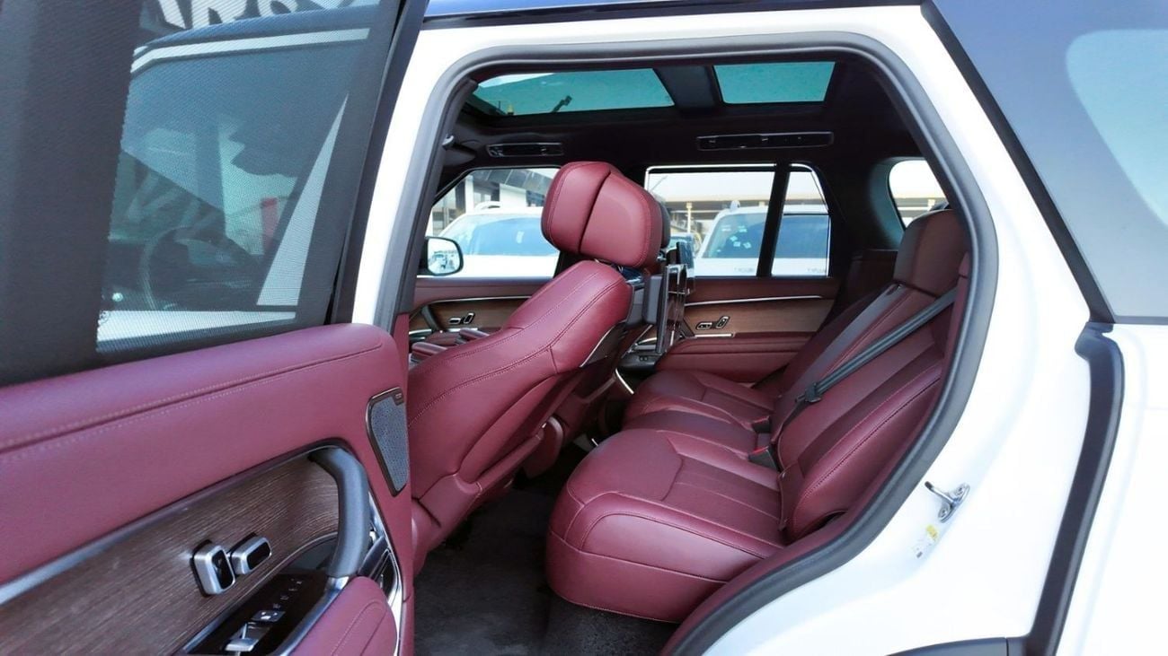 لاند روفر رينج روفر Autobiography P530 | Pearl White | Black Roof | Burgundy Interior | Shadow Exterior Package | GCC Sp