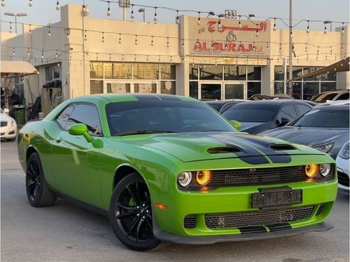 Dodge Challenger SXT Model 2017, imported from America, KIT SRT, automatic transmission, odometer 168000, 6 cylinders