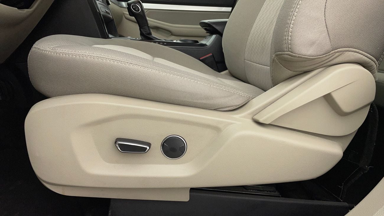 فورد إكسبلورر BASE FWD 3.5 | بدون دفعة مقدمة | اختبار قيادة مجاني للمنزل