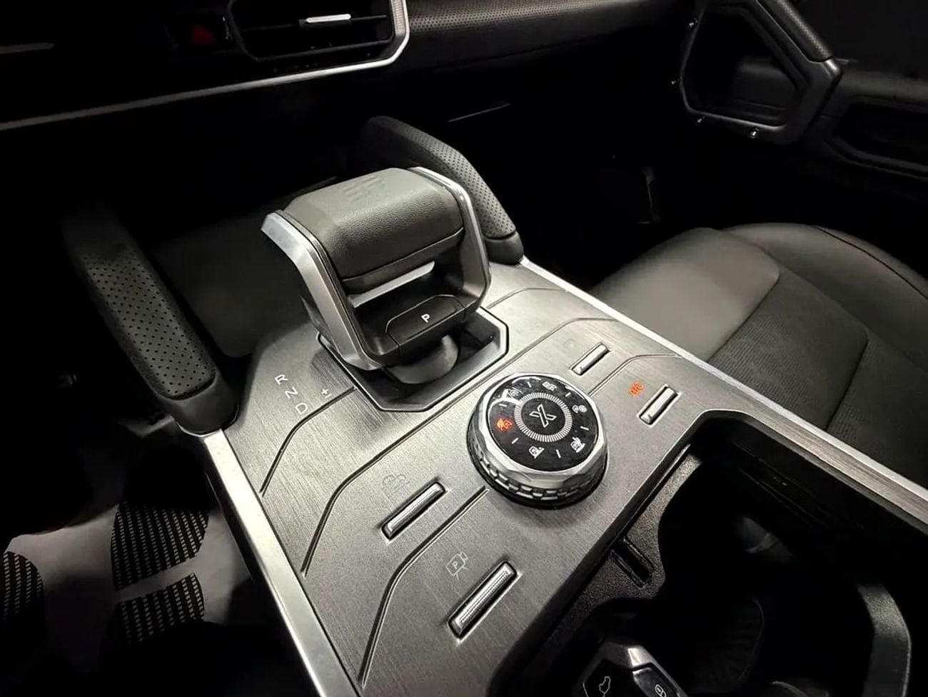 Jetour T2 LUX COM
