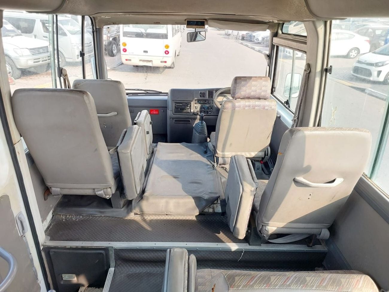 نيسان سيفيليان NISSAN CIVILIAN BUS RHD 1999 MODEL 4.1 L DIESEL MANUAL(PM700010)