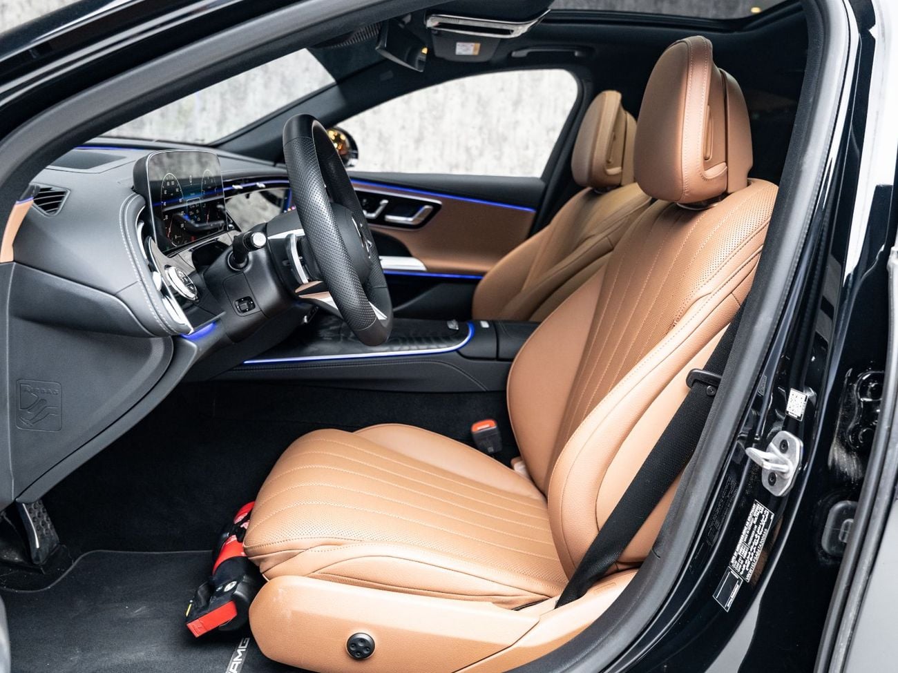 Mercedes Benz E200 STANDARD