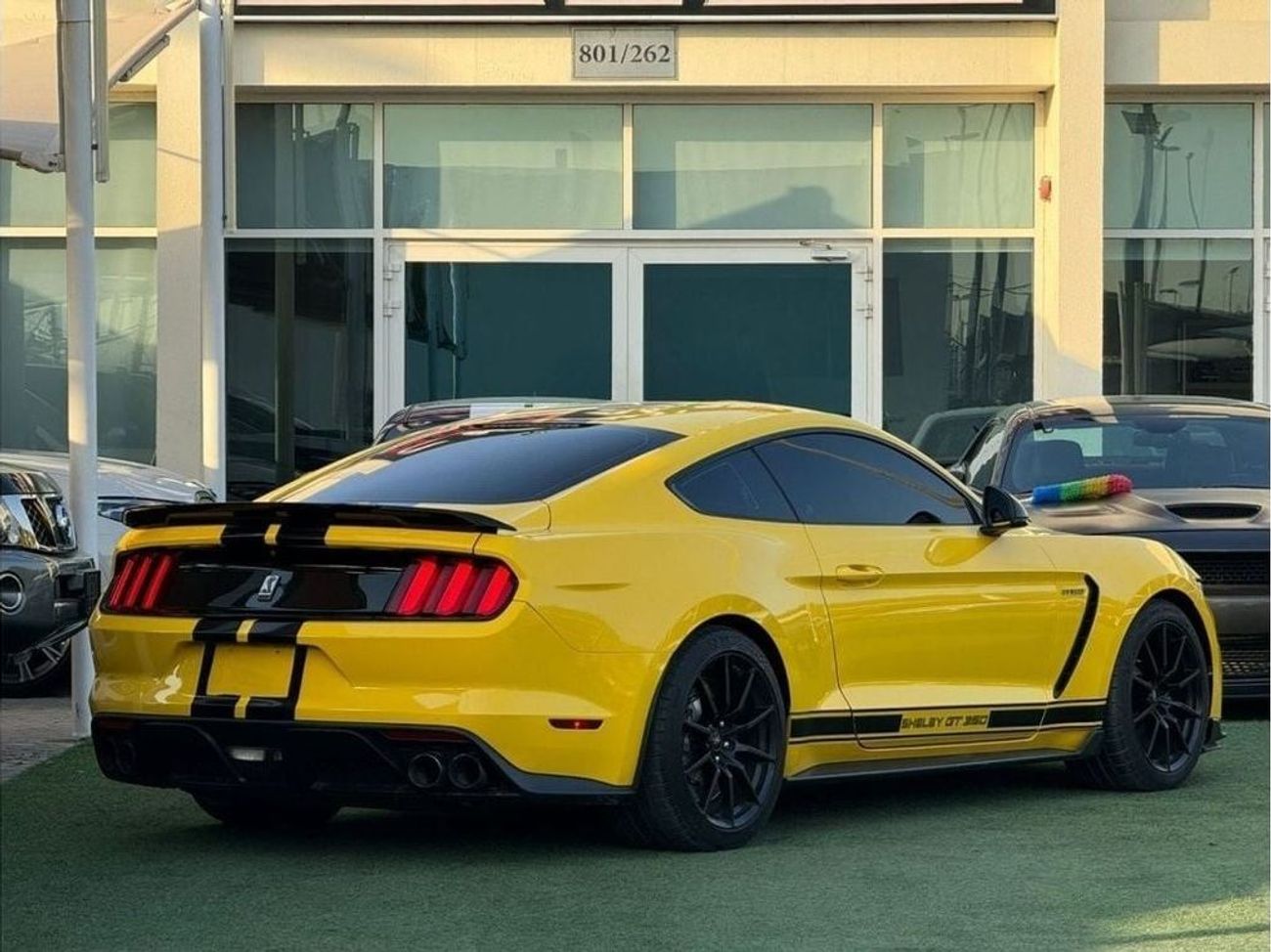 Ford Mustang Shelby GT350 FORD MUSTANG GT 350 SHELBY GCC 2017 ORIGINAL PAINT UNDER WARRANTY PERFECT CONDITION