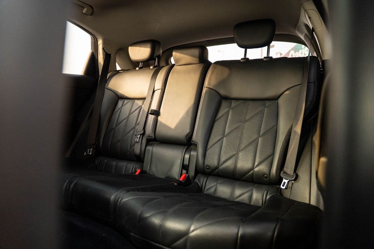 إنفينيتي QX70 Luxury 2019 GCC 3.7L V6 Full Service History