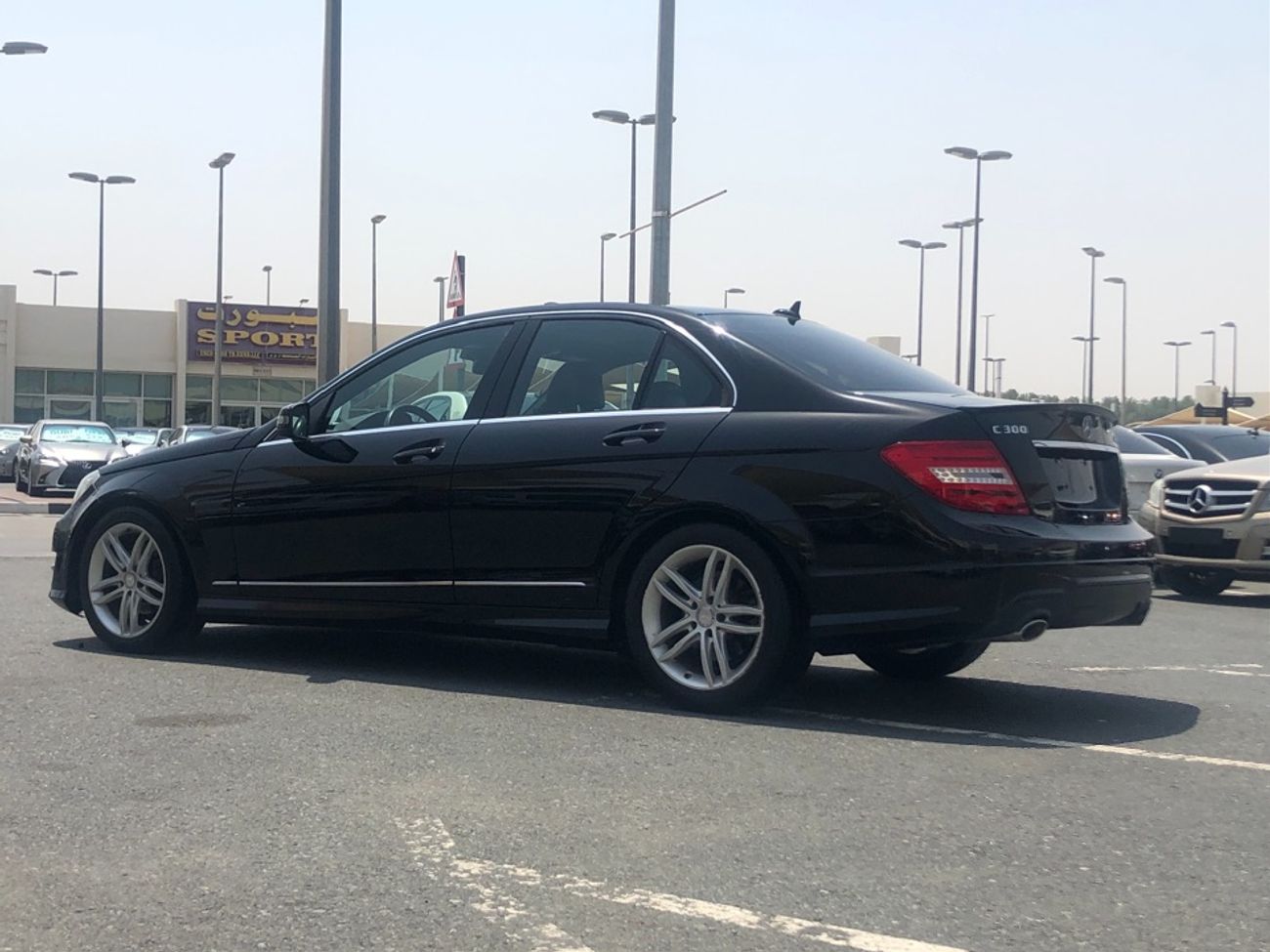 Mercedes-Benz C 300 MERCEDES BENZ C300 MODEL 2012 CAR PERFECT CONDITION FULL OPTION