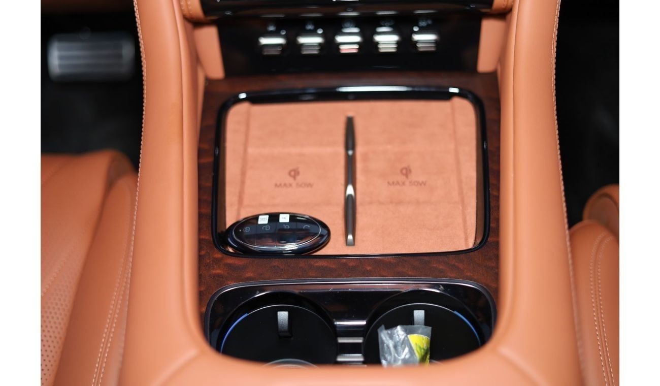 يانغوانغ U8 BYD Yangwang U8 2024 FULL OPTIONS