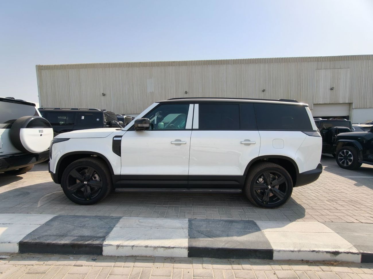 ROX 01 ROX 01 All-Round 7-Seater Long-Range Edition