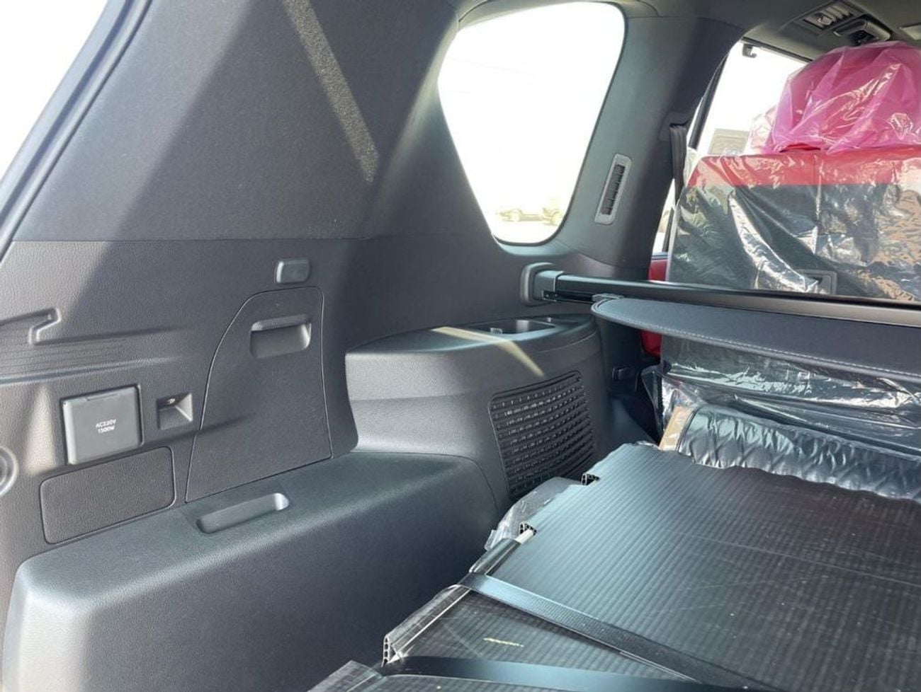 لكزس LX 700h F SPORT