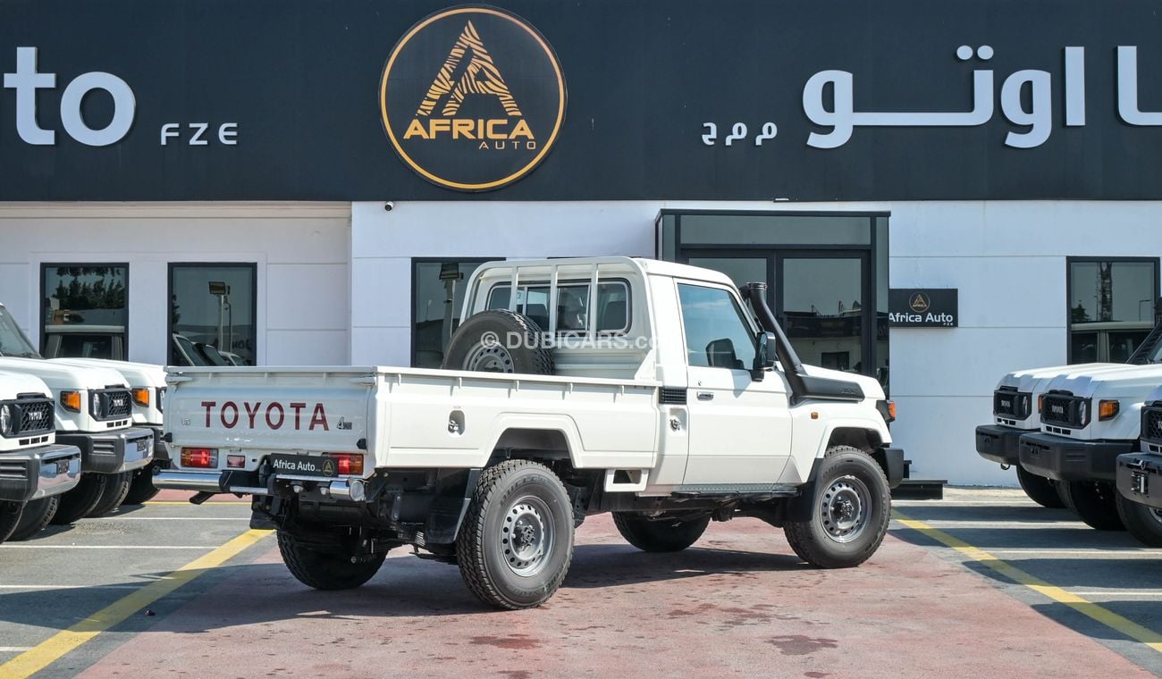Toyota Land Cruiser Pick Up LC79 SC 4.5L V8 YM 2024 BASIC