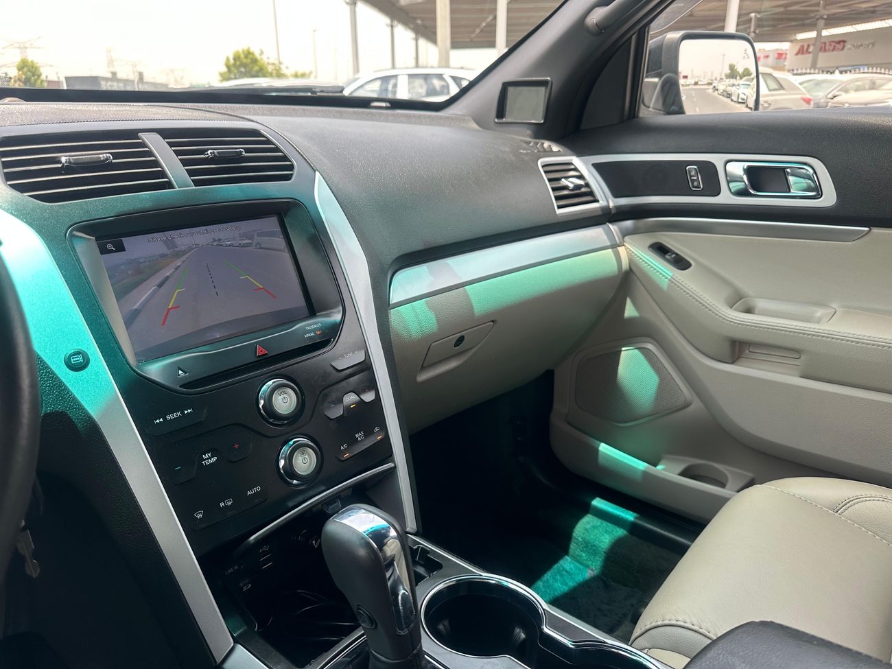 فورد إكسبلورر XLT V4