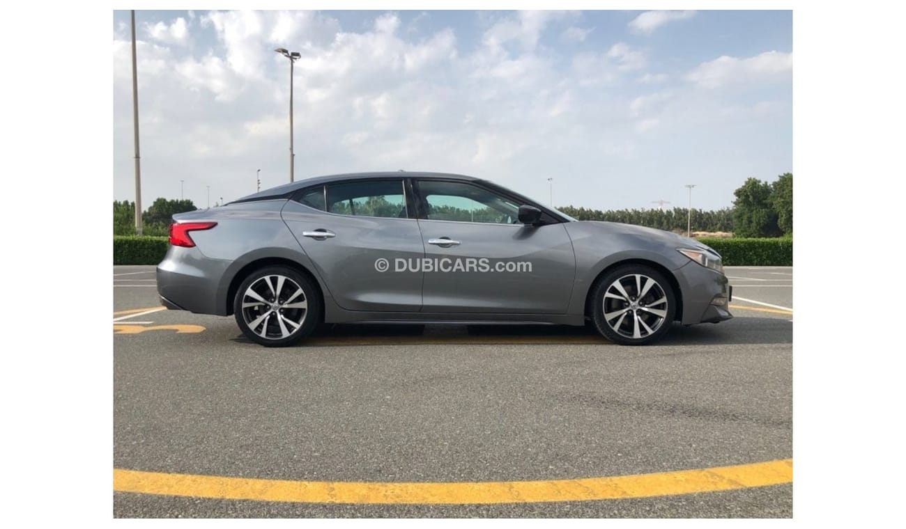 Nissan Maxima SV MODEL 2016 GCC CAR PERFECT CONDITION INSIDE AND OUTSIDE LOW MILEAGE