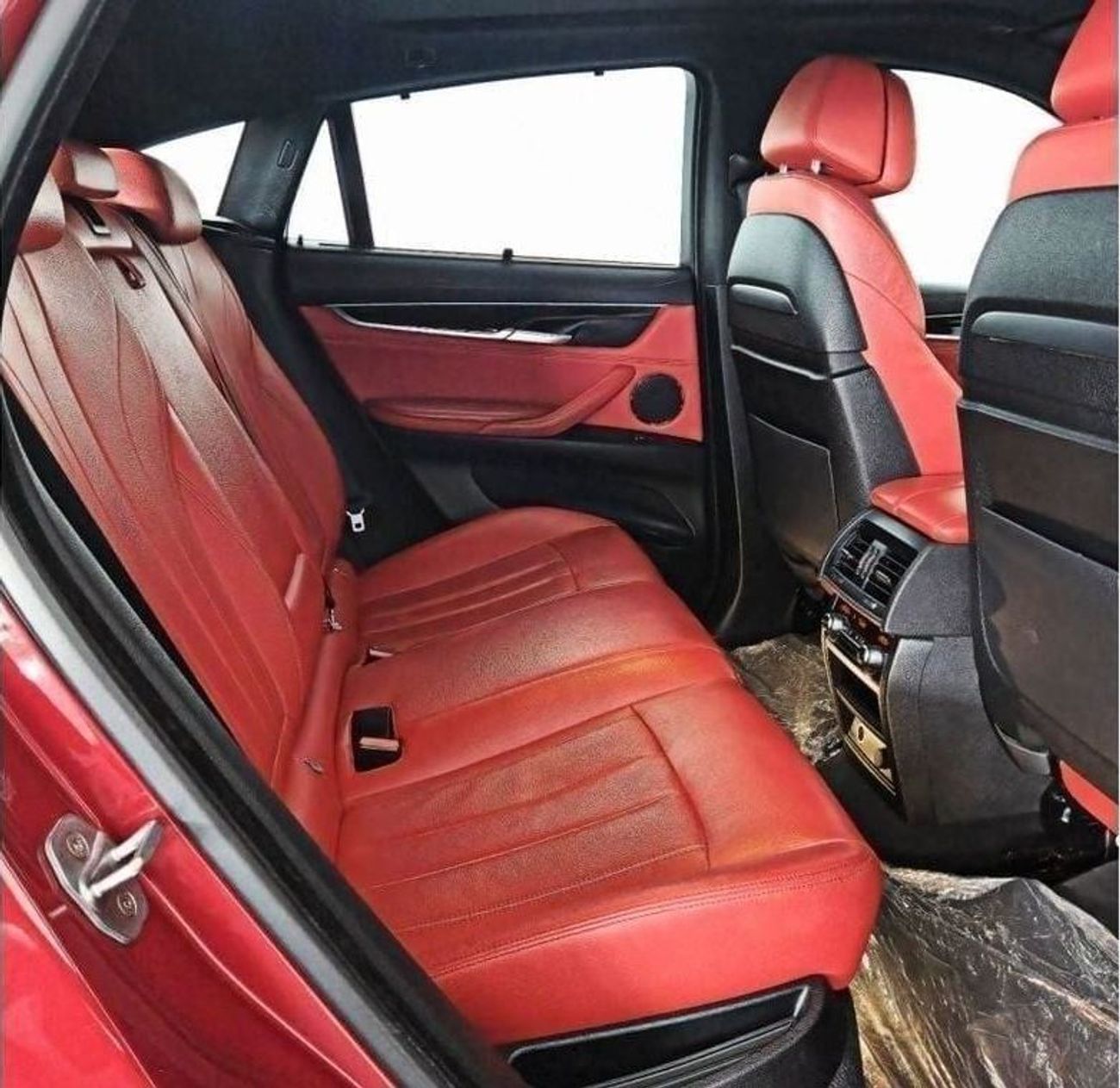 BMW X6 50i LUXURY V8 4.4L-8CYL ORIGINAL PAINT - FULLY AGENCY MAINTAINED. AGMC-DUBAI