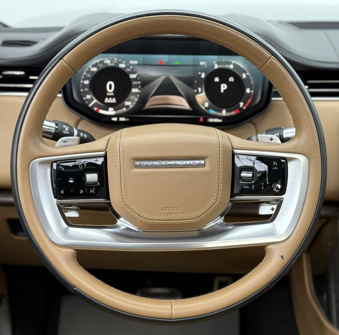 Land Rover Range Rover LWB Autobiography P400 3.0L 2022 Range Rover Vogue Autobiography, 2027 RR Warranty, 2026 RR Service