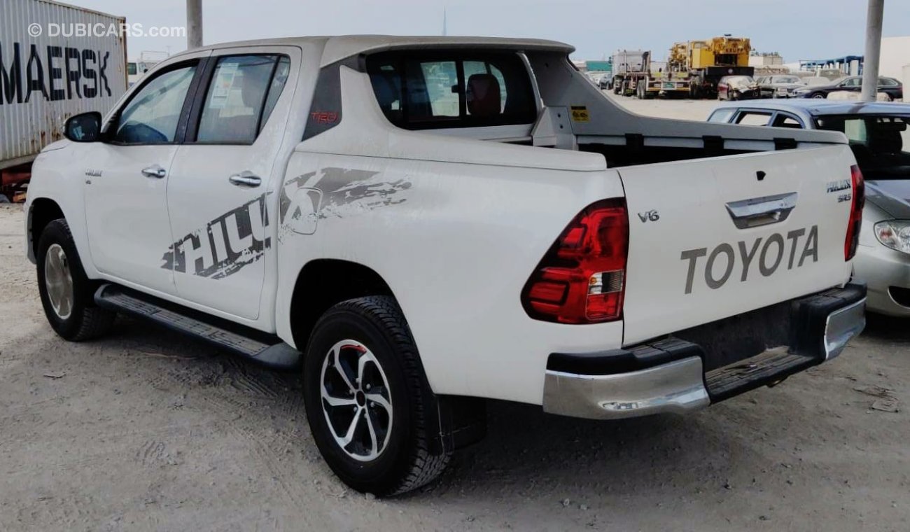 تويوتا هيلوكس TOYOTA HILUX 2020 TRD WHITE