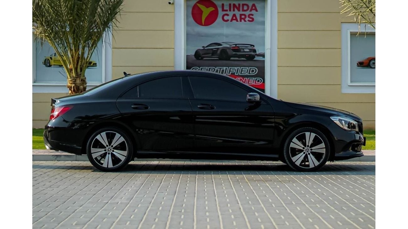 Mercedes-Benz CLA 200