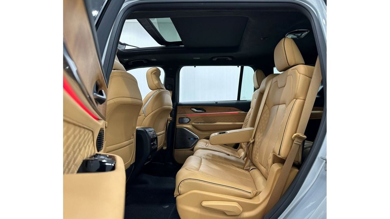 Jeep Grand Cherokee 2021 Jeep Grand Cherokee Summit 4x4, March 2025 Al Futtaim Warranty, Full Service History, GCC