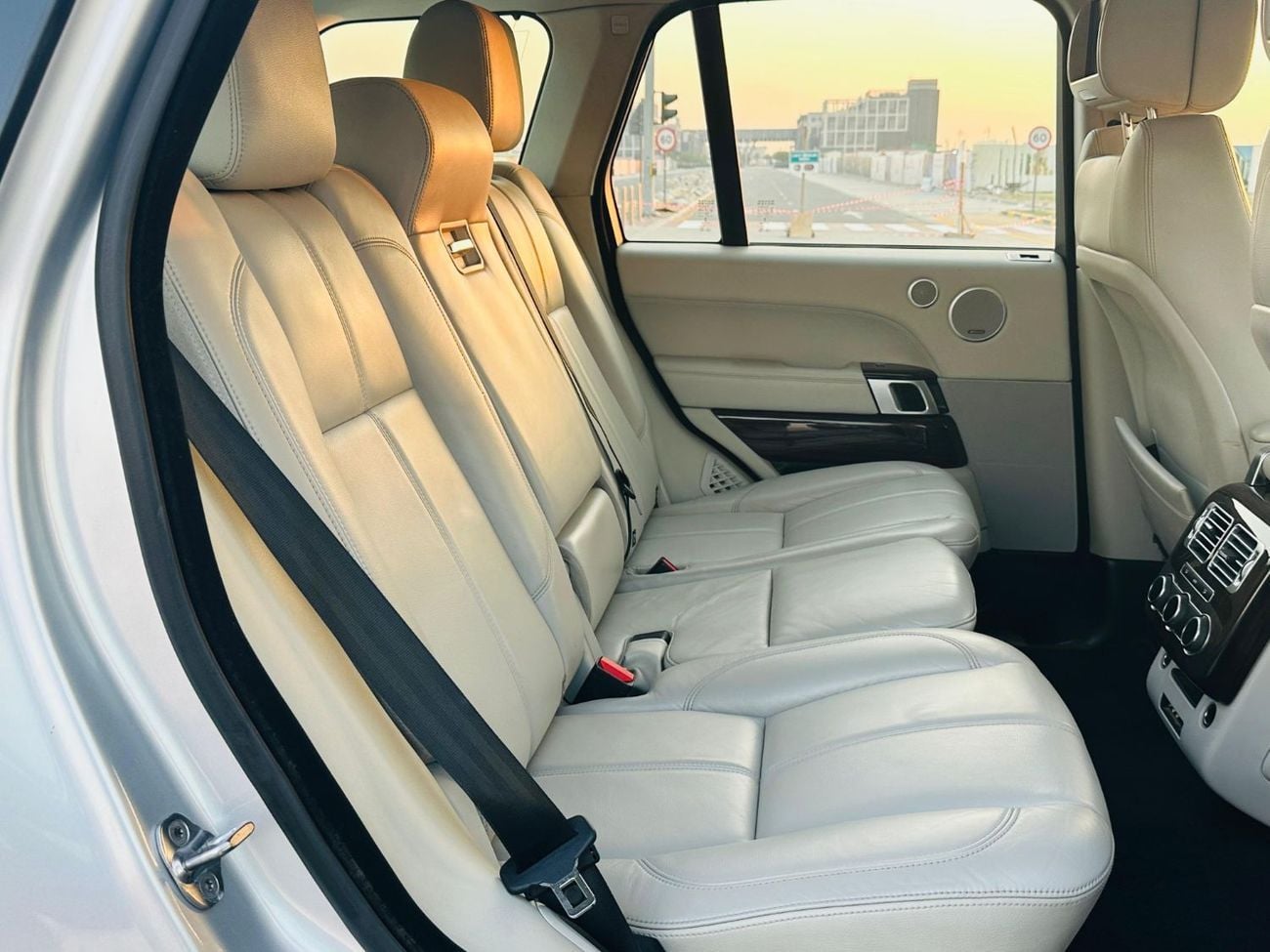 Land Rover Range Rover Vogue SE 5.0L