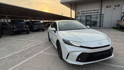 Toyota Camry GLE HEV